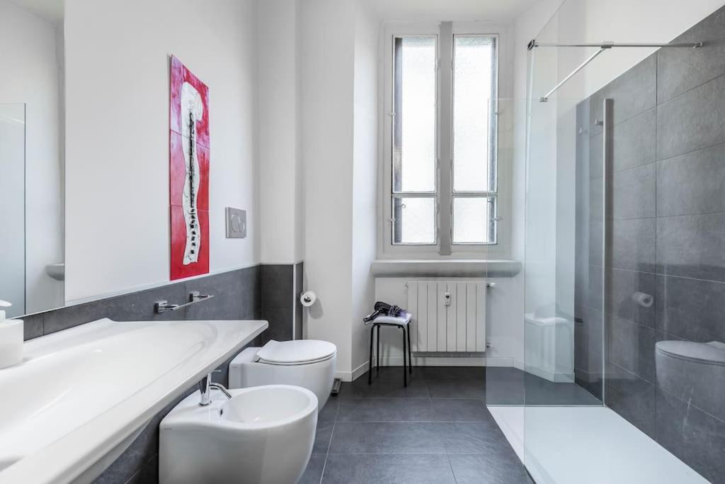 Appartamento Bilocale Zara - Stazione Centrale - Isola Design District ميلان المظهر الخارجي الصورة